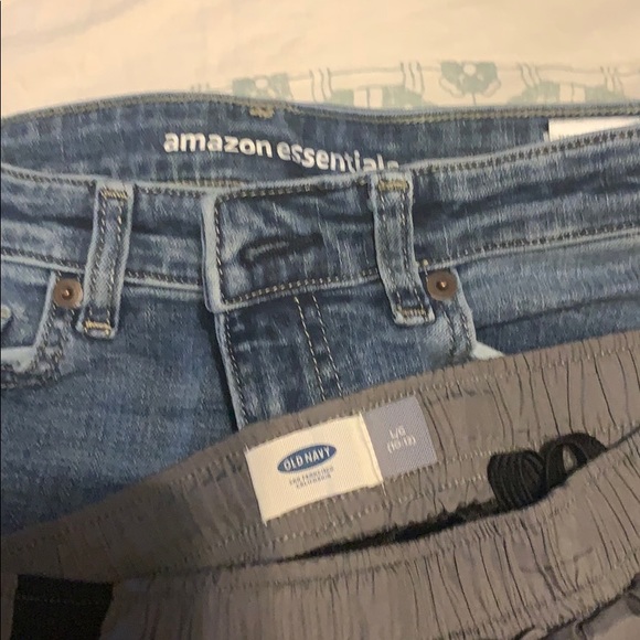 Boys jeans slim and a pair of jogger pants - Picture 1 of 4